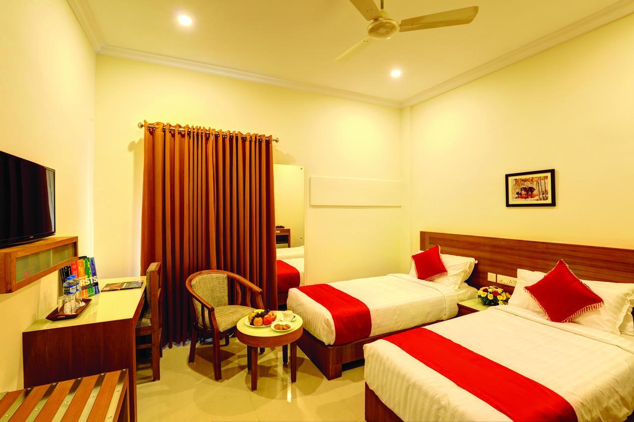 Hotel Floral Park Kottayam Exterior foto